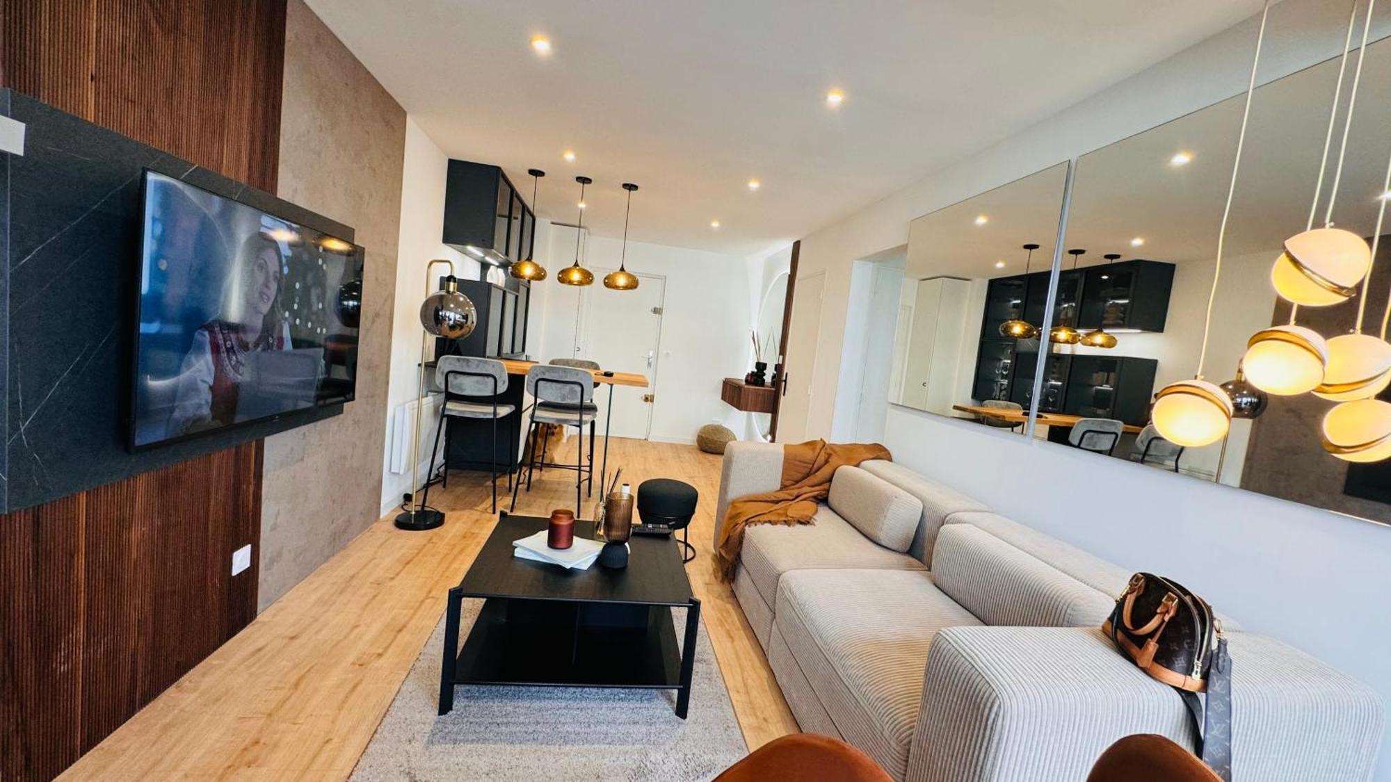 Appartement 50M De La Plage Et Toutes Commodites, Plein Centre Ville Et Silencieux La Grande Motte Luaran gambar