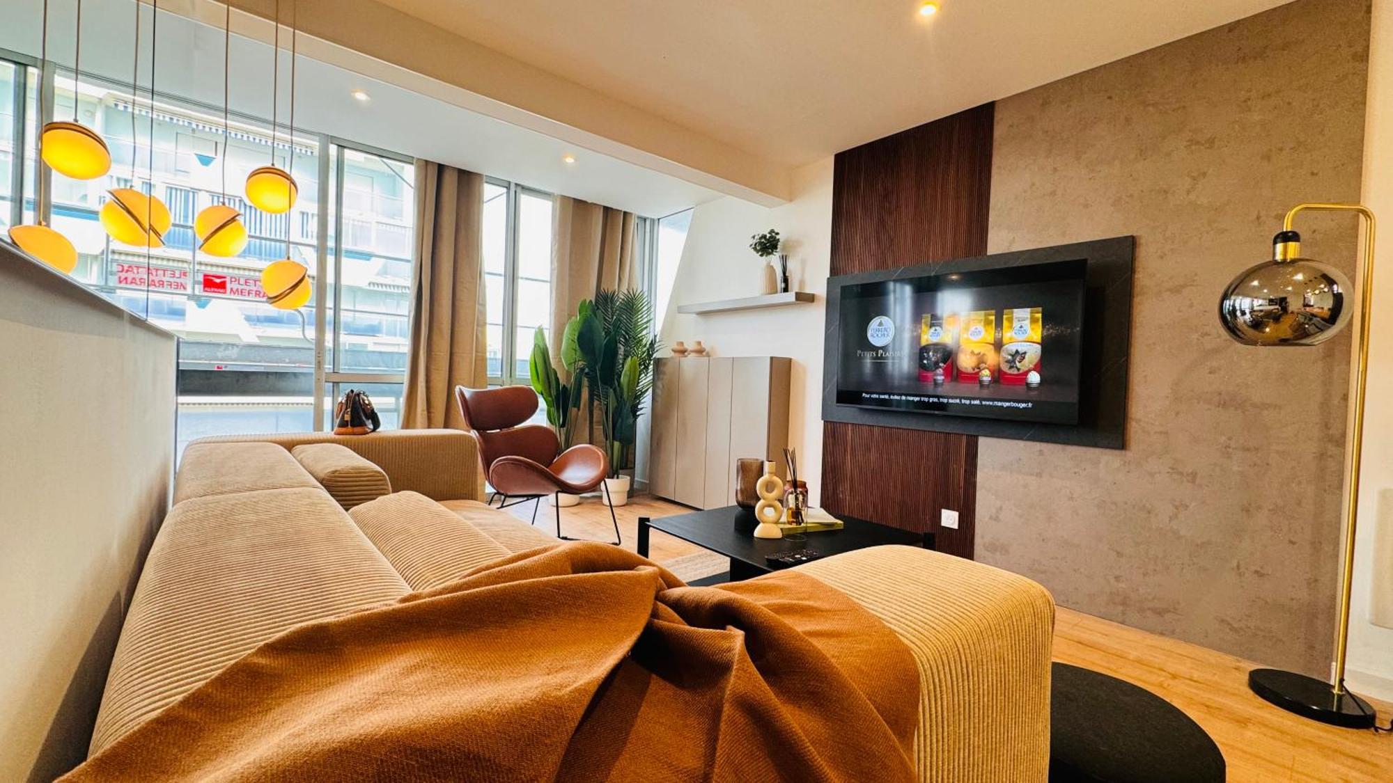 Appartement 50M De La Plage Et Toutes Commodites, Plein Centre Ville Et Silencieux La Grande Motte Luaran gambar