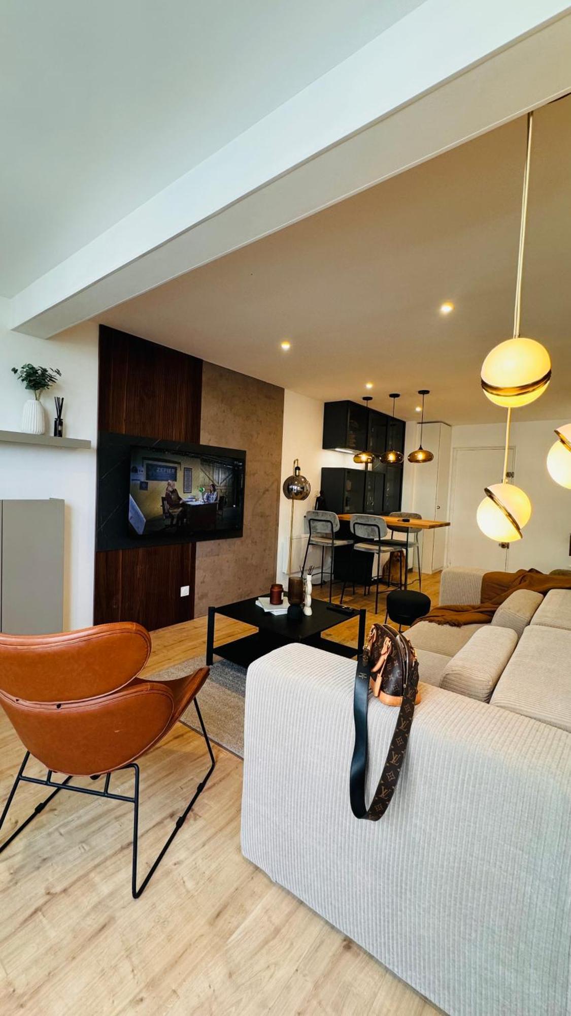 Appartement 50M De La Plage Et Toutes Commodites, Plein Centre Ville Et Silencieux La Grande Motte Luaran gambar