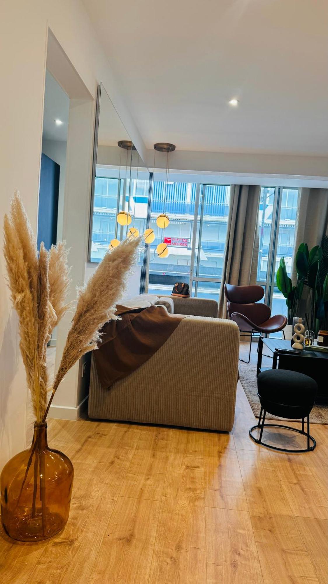 Appartement 50M De La Plage Et Toutes Commodites, Plein Centre Ville Et Silencieux La Grande Motte Luaran gambar